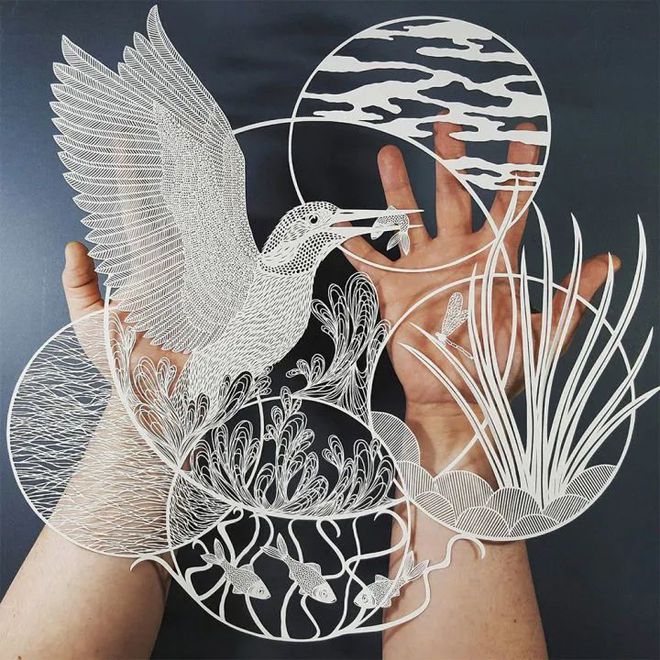 云开体育官方app下载巧夺天工的纸雕艺术一个作品上万次雕刻栩栩如生跃然纸上(图2)